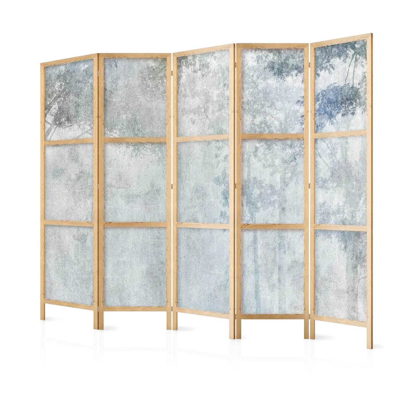 Paravent en bois clair à cinq panneaux avec motif de feuilles d'arbre sur fond gris