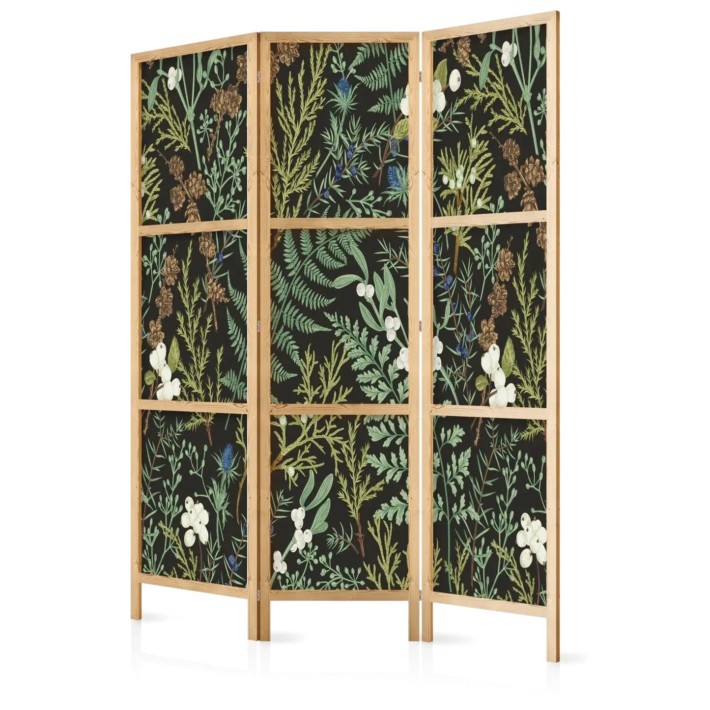 Paravent en bois clair avec trois panneaux. Chaque panneau a un motif floral sombre avec des feuilles vertes et des baies blanches